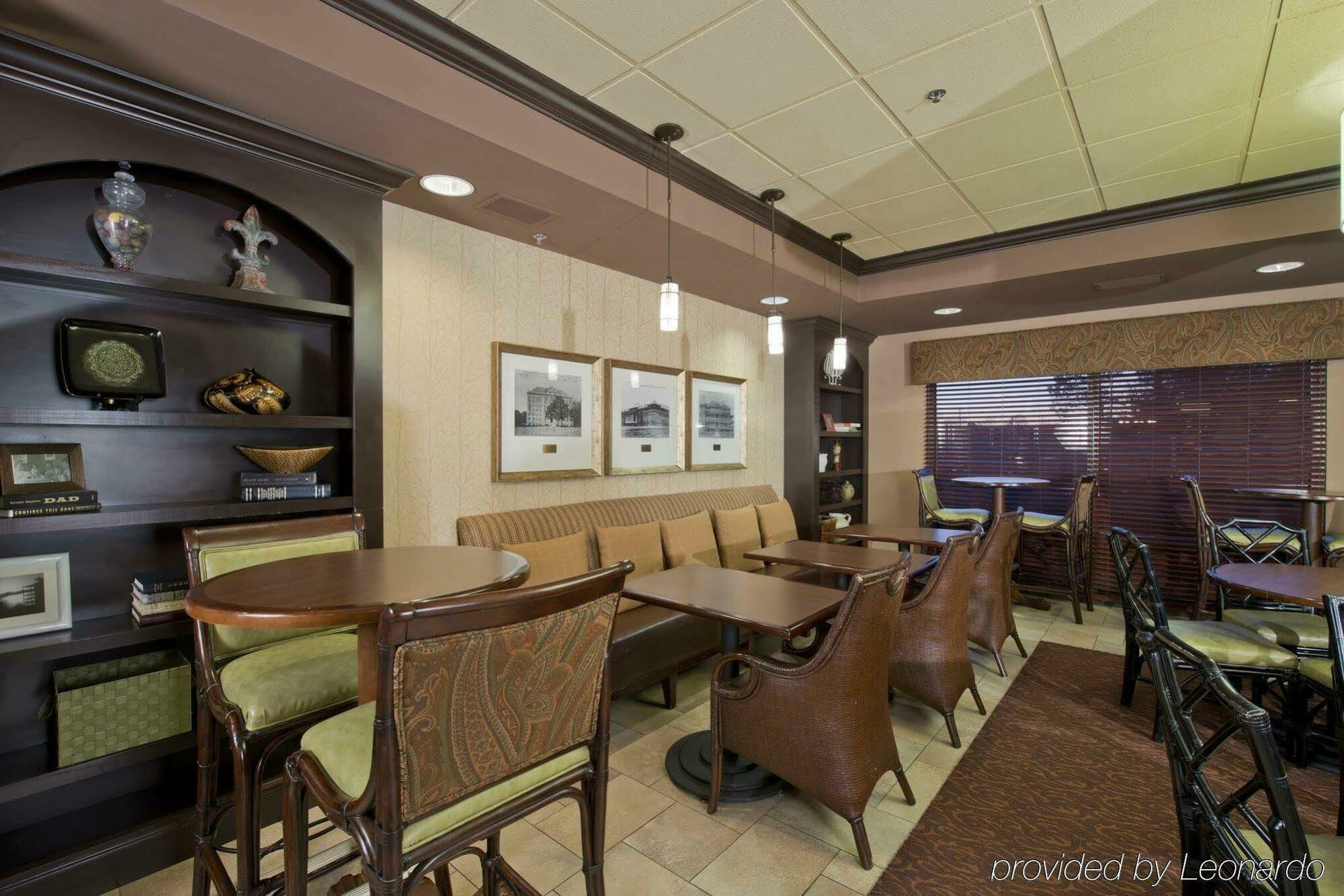 Comfort Suites Starkville Eksteriør bilde